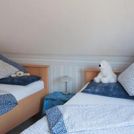 Am Domberg Apartamento *